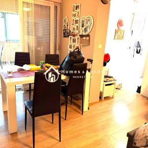 Sesvete,3-soban stan ukupne površine 81m2 s prostranom terasom i PM