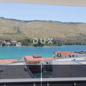 ŠIBENIK, GREBAŠTICA - Četverosoban penthouse 100m od plaže