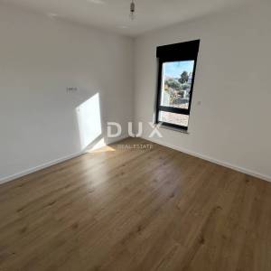 ŠIBENIK, TRIBUNJ – Stan s pogledom na more u novogradnji! PRILIKA!