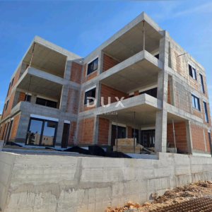 ŠIBENIK, ŽABORIĆ - Penthouse sa pogledom na more