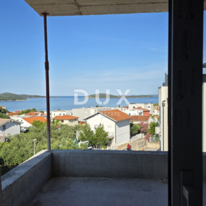 ŠIBENIK, ŽABORIĆ - Penthouse sa pogledom na more