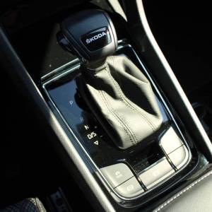 Škoda Karoq 2.0 TDi DSG Style *LED, NAVIGACIJA, KAMERA*