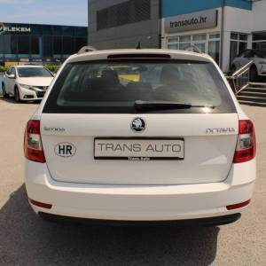 Škoda Octavia Combi 1.6 TDi *LED, NAVIGACIJA*