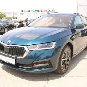Škoda Octavia Combi 2.0 TDi DSG 150ks *LED, NAVIGACIJA, KAMERA*