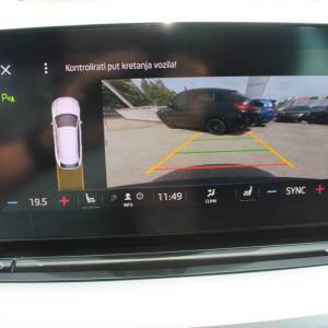 Škoda Octavia Combi 2.0 TDi DSG 150ks *LED, NAVIGACIJA, KAMERA*