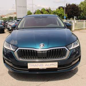 Škoda Octavia Combi 2.0 TDi DSG 150ks *LED, NAVIGACIJA, KAMERA*