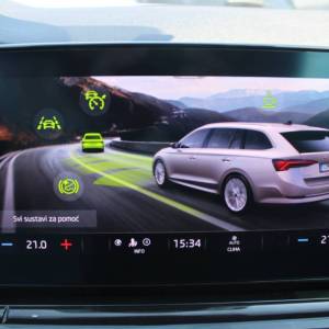 Škoda Octavia Combi 2.0 TDi DSG Style *LED, NAVIGACIJA, KAMERA*
