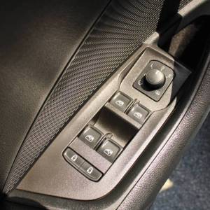 Škoda Octavia Combi 2.0 TDi DSG 150ks *LED, NAVIGACIJA*