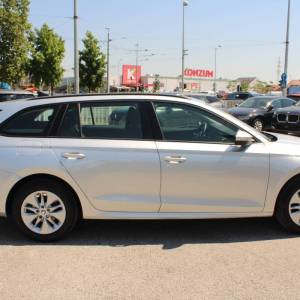 Škoda Octavia Combi 2.0 TDi *LED, NAVIGACIJA, KAMERA*