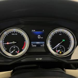 Škoda Superb 2.0 TDI L&K - 3 godine jamstva