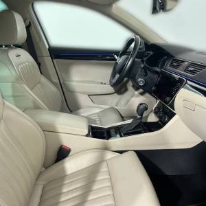 Škoda Superb 2.0 TDI L&K - 3 godine jamstva