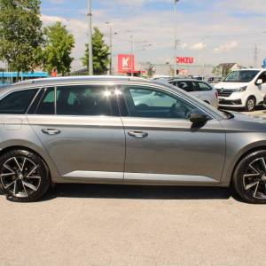 Škoda Superb Combi 2.0 TDi DSG *LED, NAVIGACIJA, KAMERA*