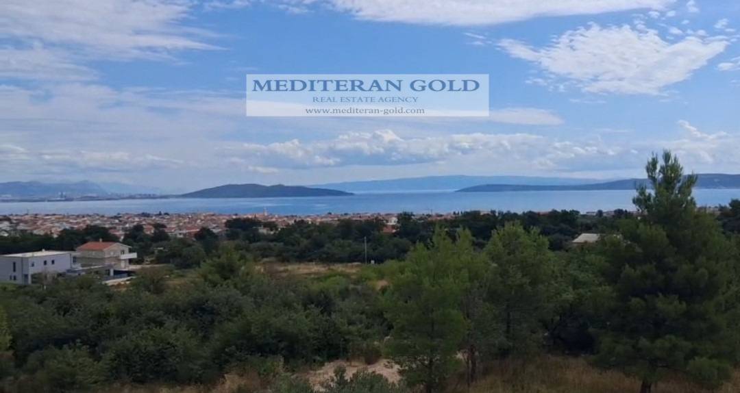 Stan: Kaštel Novi, novogradnja, parkirno mjesto u cijeni