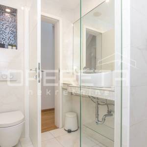 STAN, NAJAM, CENTAR, 102 M2