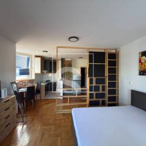 STAN VERUDA, PULA, 250m do mora, 40m2