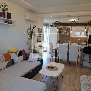 Stan Vidikovac 52 m² – parking, spremište, potpuno opremljen