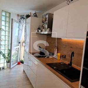 Stan Vidikovac 52 m² – parking, spremište, potpuno opremljen