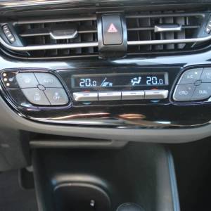 Toyota C-HR 1.8 Hybrid AUTOMATIK *LED, NAVIGACIJA, KAMERA*