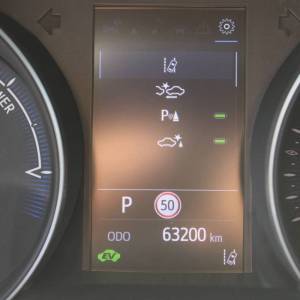 Toyota C-HR 1.8 Hybrid AUTOMATIK *LED, NAVIGACIJA, KAMERA*