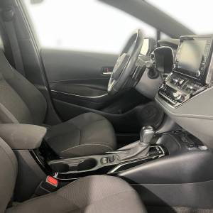 Toyota Corolla 2.0 HYBRID TEAM D CVT - 3 godine jamstva