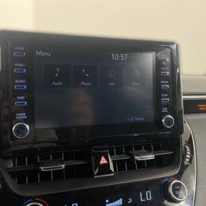 Toyota Corolla 2.0 HYBRID TEAM D CVT - 3 godine jamstva