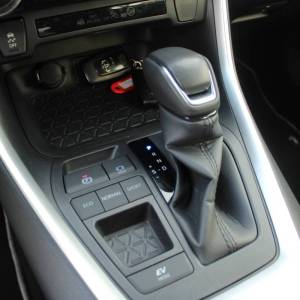 Toyota RAV4 2.5 Hybrid AUTOMATIK *LED, NAVIGACIJA, KAMERA*