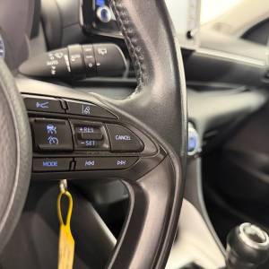 Toyota Yaris 1.5 VVT-iE HB 5D M/T6 SOL - 3 godine jamstva