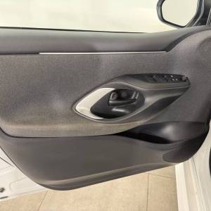 Toyota Yaris 1.5 VVT-iE HB 5D M/T6 SOL - 3 godine jamstva