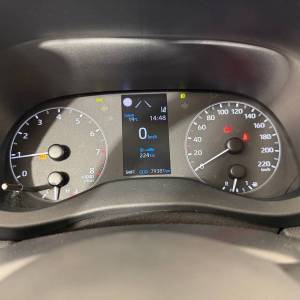 Toyota Yaris 1.5 VVT-iE HB 5D M/T6 SOL - 3 godine jamstva