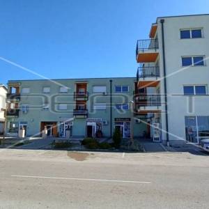 Trg hrvatskih velikana, Zgrada, 1.350.000,00 EUR