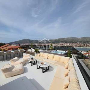 Trogir/Ekskluzivna vila s panoramskim pogledom na more