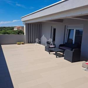 Trosoban apartman - Mandre, Pag | 190 m od mora - pogled na more