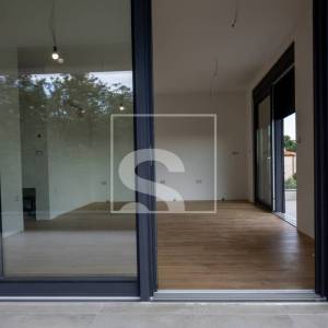 TROSOBAN STAN, MEDULIN – POGLED NA MORE, NOVOGRADNJA, BAZEN