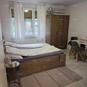 Umag, garsonjera 150 metara od mora