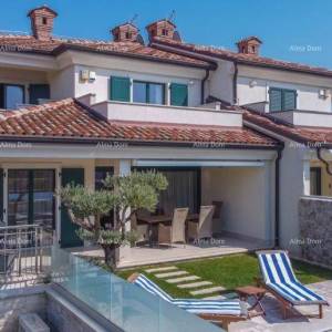 UMAG – Luksuzna vila s grijanim bazenom, svega 120 m od mora