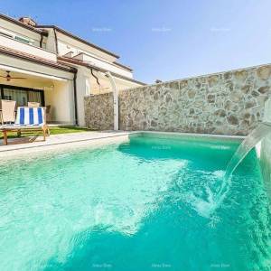 UMAG – Luksuzna vila s grijanim bazenom, svega 120 m od mora