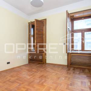 URED, ZAKUP, CENTAR, 186 M2, GARAŽA, PARKING