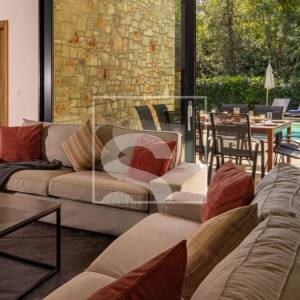 Vila Umag 600 metara do mora s 4 spavaće sobe i bazenom
