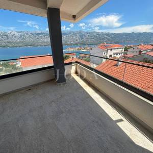 Vinjerac, Penthouse s pogledom na more 
