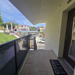 VIŠKOVO, CENTAR - stan 76m2 novogradnja DB+2S, natkriveni parking - TOP STANJE!!! 