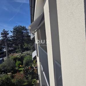 VIŠKOVO, CENTAR - stan 76m2 novogradnja DB+2S, natkriveni parking - TOP STANJE!!! 