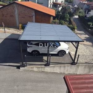 VIŠKOVO, CENTAR - stan 76m2 novogradnja DB+2S, natkriveni parking - TOP STANJE!!! 