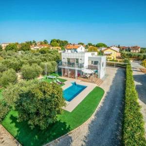 Vodnjan, Villa sa pogledom na Brijune i grijanim bazenom