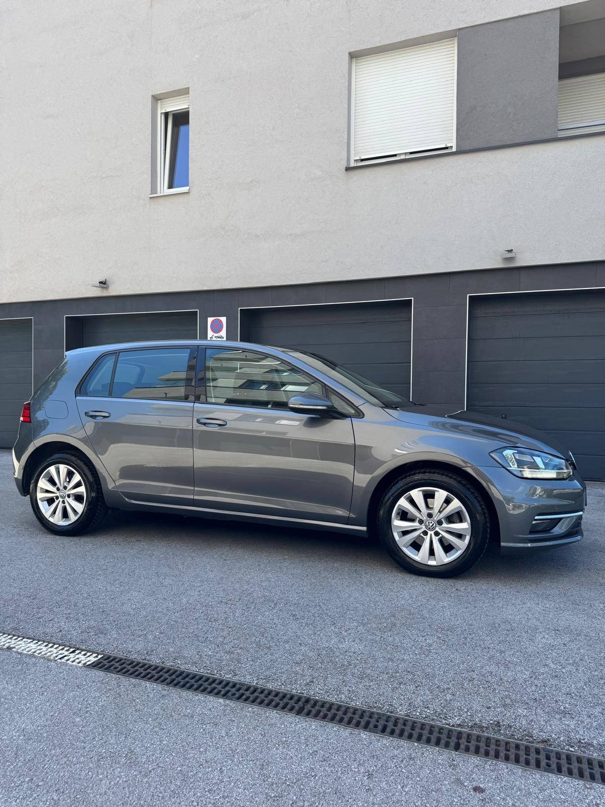 VW GOLF 7.5 1.6TDI DSG //191tkm//prvi vlasnik//digitalna servisna//