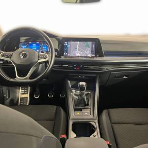 VW Golf 8 2.0 TDI 115 LIFE - 3 godine jamstva