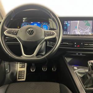 VW Golf 8 2.0 TDI 115 LIFE - 3 godine jamstva