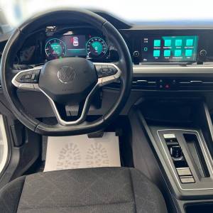 VW Golf 8 2.0 TDI DSG Life