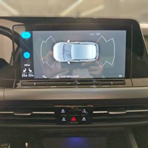 VW Golf 8 2.0 TDI Life - 3 godine jamstva
