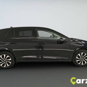 VW Golf 8 2.0 TDI Life - 3 godine jamstva