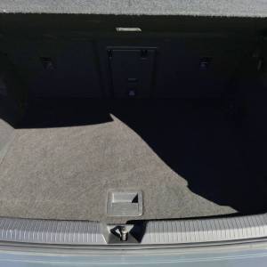 VW Golf 8 2.0 TDI LIFE - 3 godine jamstva